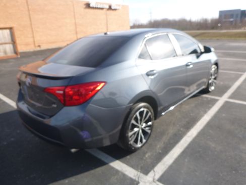 Used 2017 Toyota Corolla SE image 6