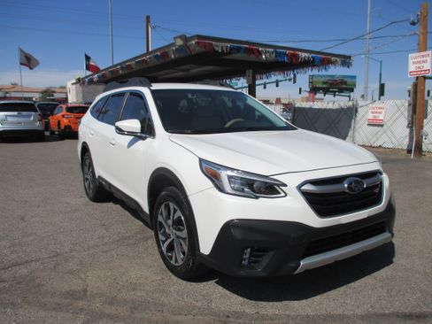 Used 2020 Subaru Outback Limited AWD/4WD image 3