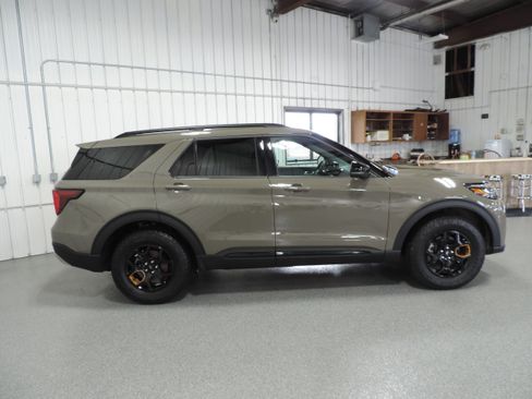 Used 2026 Ford Explorer 4WD Tremor image 14