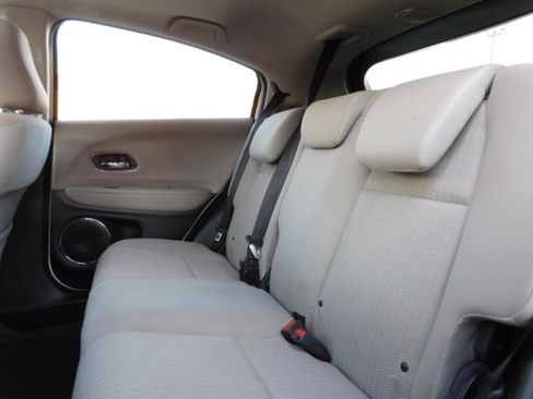 Used 2017 Honda HR-V EX image 19