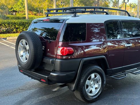 Used 2007 Toyota FJ Cruiser image 41