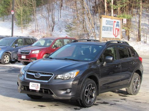 Used 2013 Subaru XV Crosstrek 2.0i Premium image 1