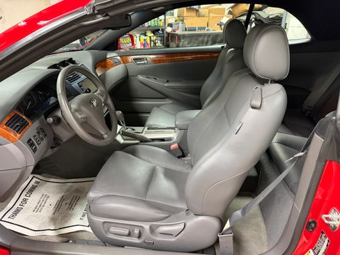 Used 2008 Toyota Solara SLE Convertible FWD image 4