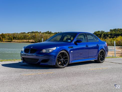 Used 2008 BMW M5 image 1