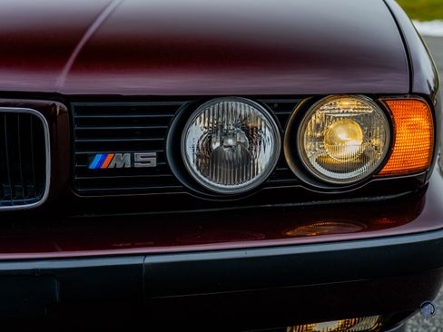 Used 1991 BMW M5 image 21