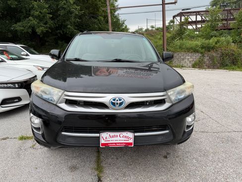 Used 2013 Toyota Highlander 4WD Hybrid image 2