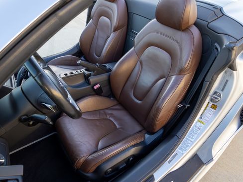 Used 2012 Audi R8 V10 image 24