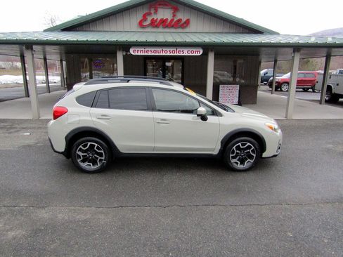 Used 2016 Subaru Crosstrek 2.0i Premium image 1