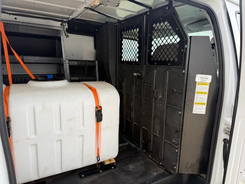Used 2007 Ford E-150 and Econoline 150 RWD image 21