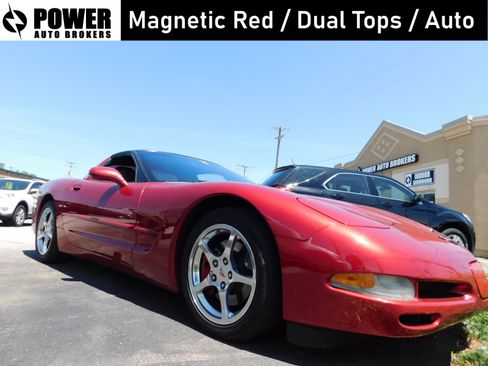 Used 2004 Chevrolet Corvette image 1