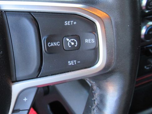 Used 2019 RAM 1500 Big Horn image 11