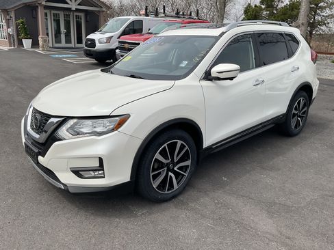 Used 2018 Nissan Rogue AWD SL w/ SL Premium Package image 1