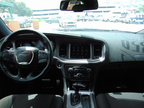Used 2022 Dodge Charger GT image 15