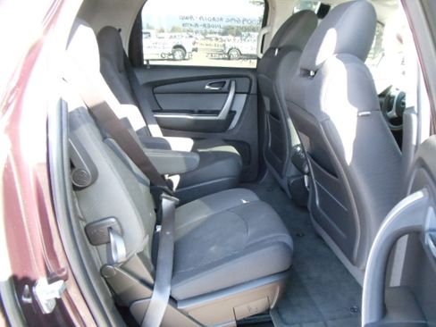 Used 2009 GMC Acadia SL image 11