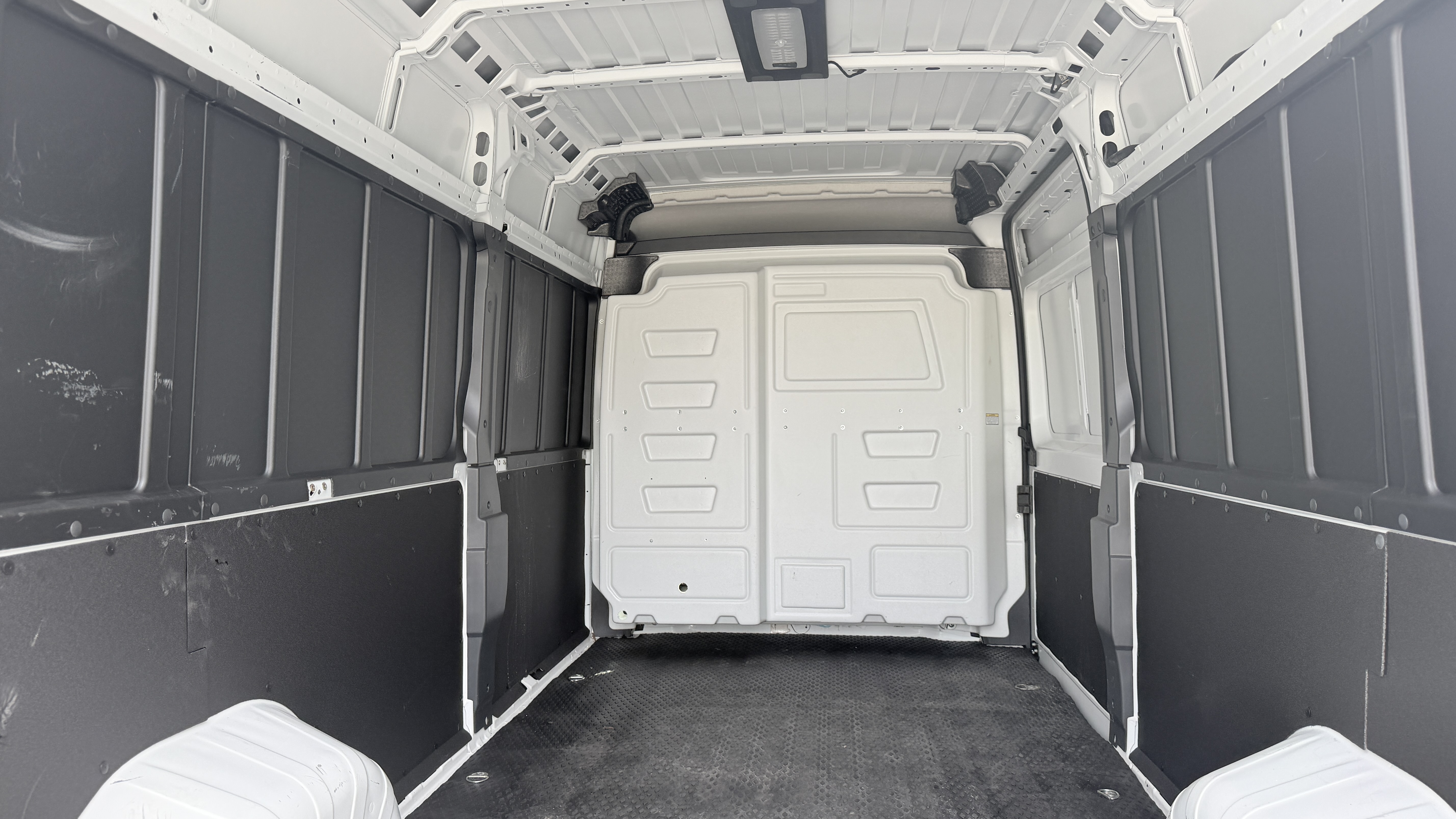 Used 2024 RAM ProMaster 2500 159 High Roof FWD image 10