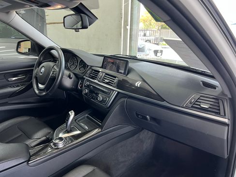 Used 2014 BMW 328i image 9