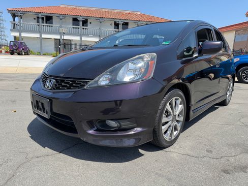 Used 2013 Honda Fit Sport image 4