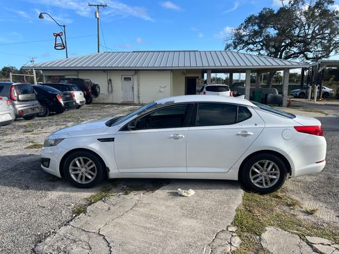 Used 2013 Kia Optima LX image 5