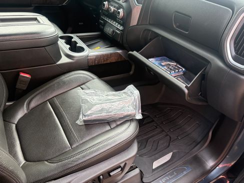 Used 2019 GMC Sierra 1500 Denali Ultimate image 12