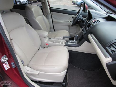 Used 2013 Subaru XV Crosstrek 2.0i Limited image 19