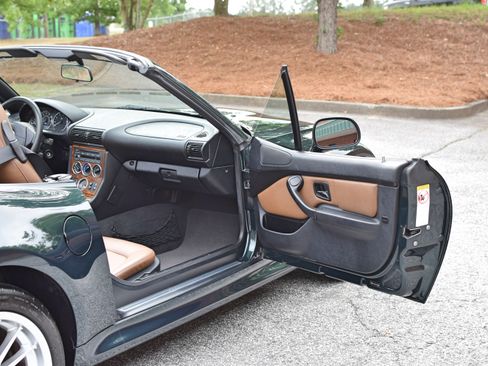 Used 2001 BMW Z3 3.0i RWD image 61
