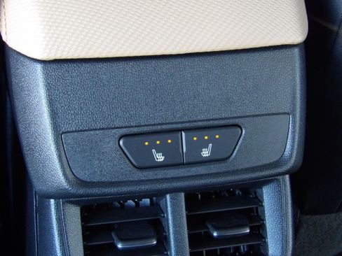 Used 2026 Chevrolet Equinox FWD ACTIV image 4