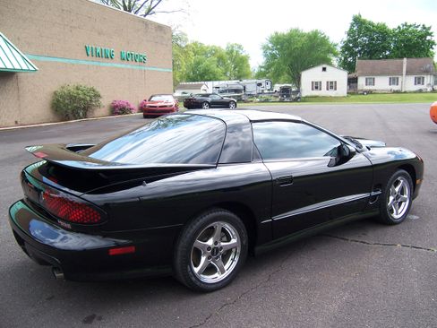 Used 2001 Pontiac Firebird Trans AM w/ WS6 Package RWD image 3