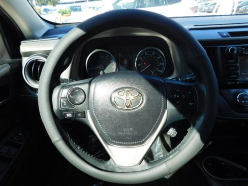 Used 2016 Toyota RAV4 XLE image 13
