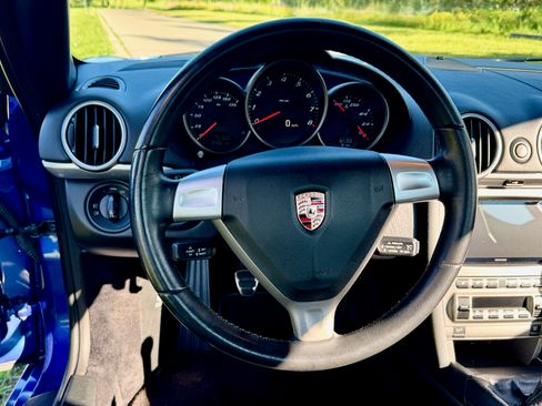 Used 2007 Porsche Cayman UNAVAIL RWD image 17