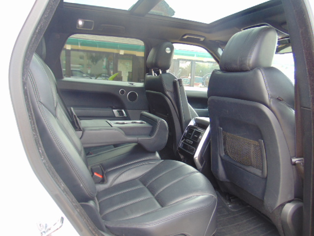 Used 2015 Land Rover Range Rover Sport HSE AWD/4WD image 20