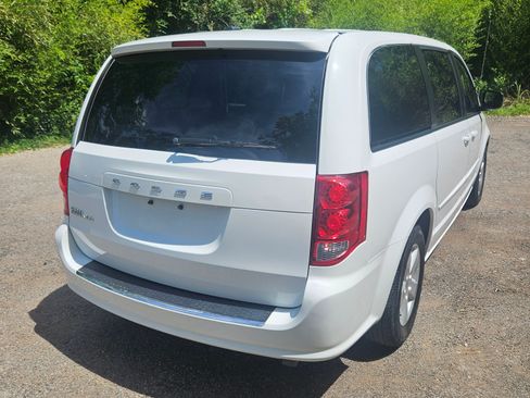 Used 2017 Dodge Grand Caravan UNAVAIL FWD image 6