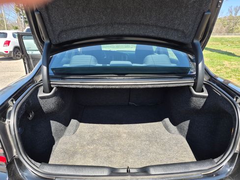 Used 2019 Dodge Charger SXT image 6