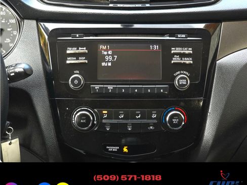 Used 2018 Nissan Rogue Sport S image 8