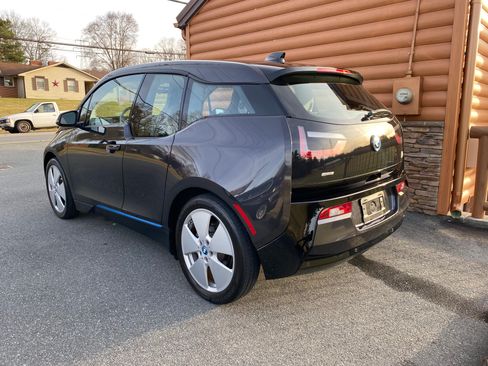 Used 2014 BMW i3 image 2