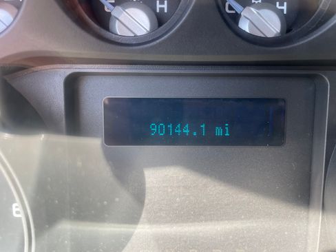 Used 2015 Ford F450 image 10