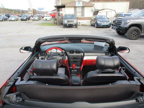 Used 2004 Ford Thunderbird LX image 48