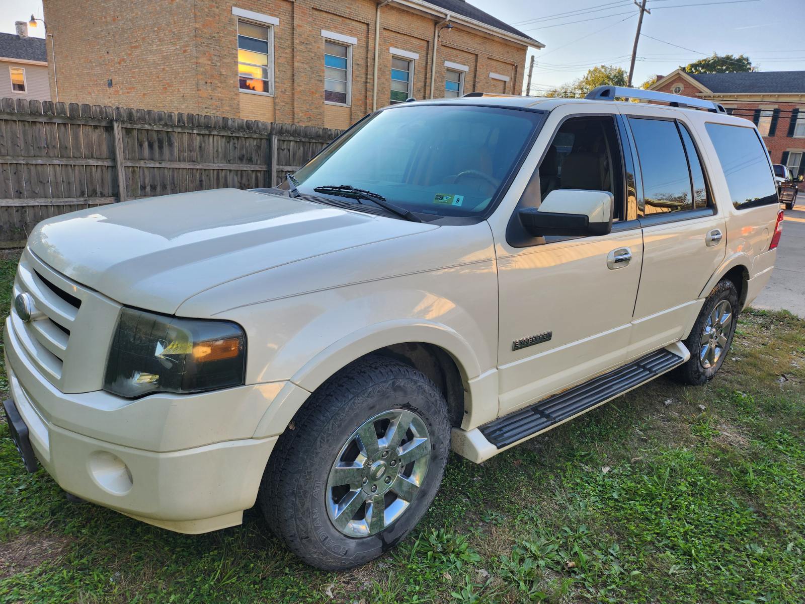 Used 2007 Ford Expedition 4WD Limited image 1