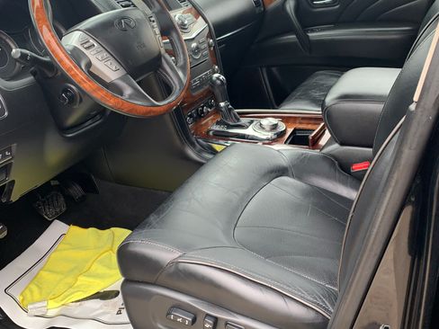 Used 2015 INFINITI QX80 Luxe image 17