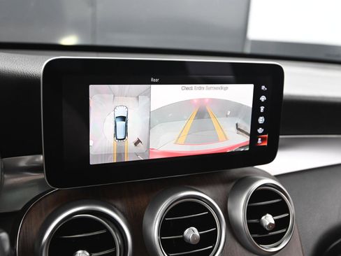 Used 2020 Mercedes-Benz GLC 300 image 30