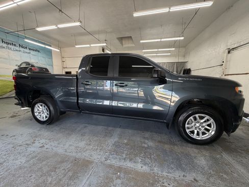 Used 2019 Chevrolet Silverado 1500 2WD Double Cab RST image 8