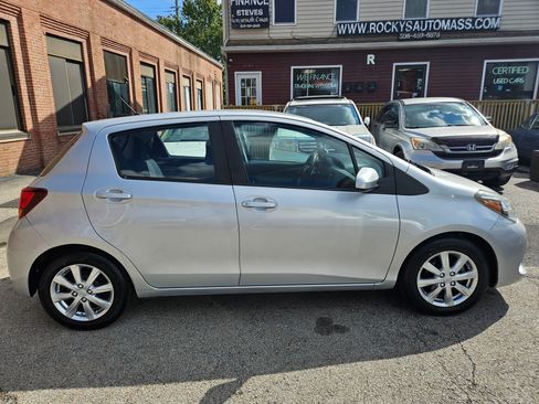 Used 2015 Toyota Yaris LE image 9