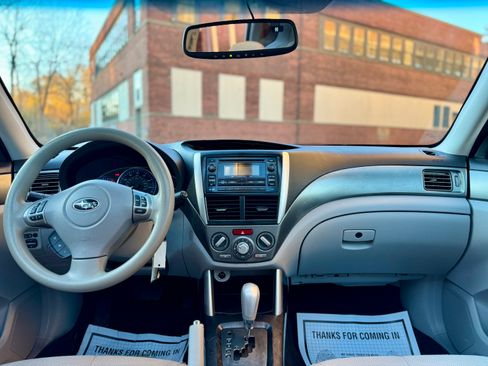 Used 2012 Subaru Forester 2.5X Premium image 11