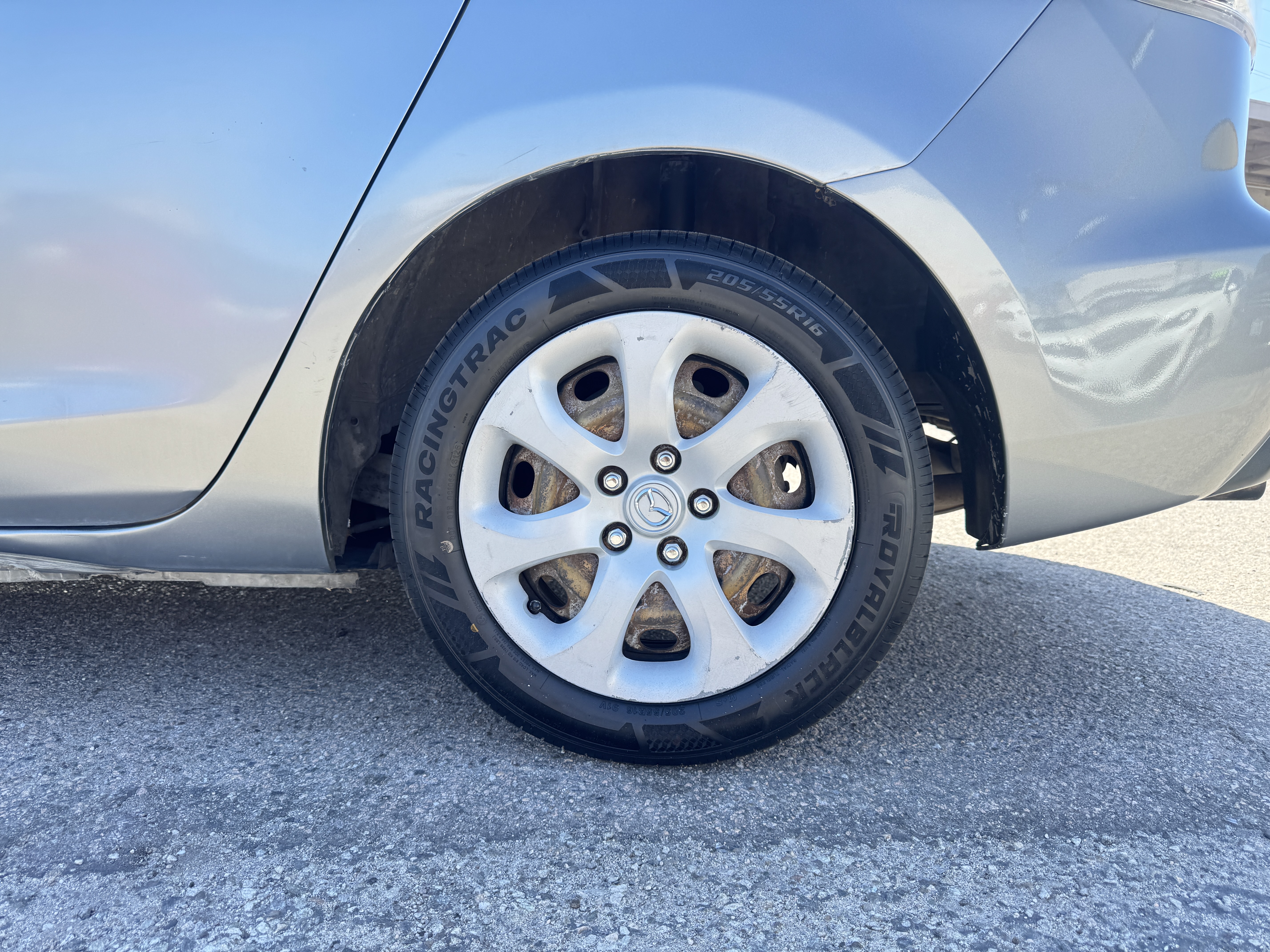 Used 2011 MAZDA MAZDA3 i Sport Sedan FWD image 15