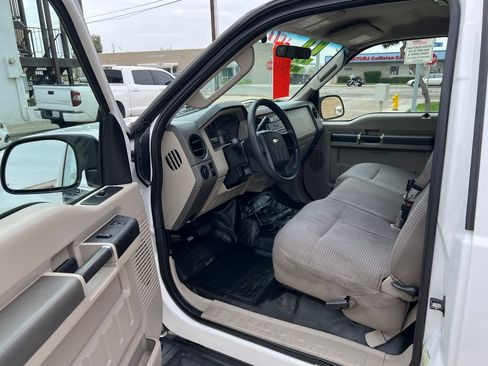 Used 2008 Ford F250 XL image 7