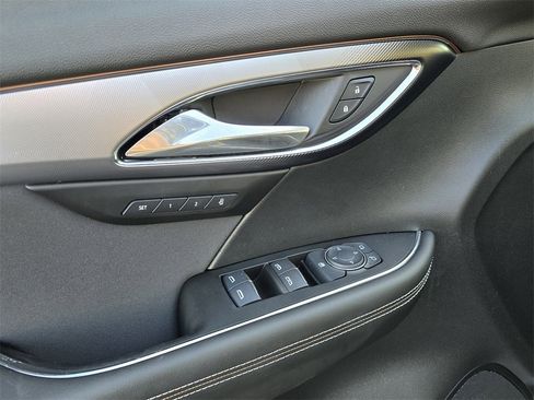 New 2025 Buick Envision Sport Touring image 12