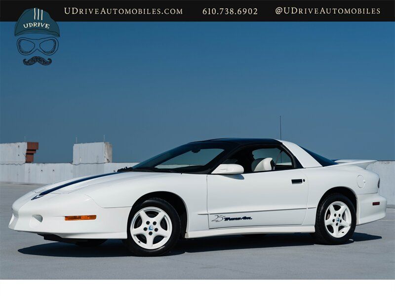 Used 1994 Pontiac Firebird Coupe RWD image 1