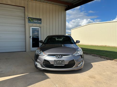Used 2013 Hyundai Veloster UNAVAIL FWD image 8