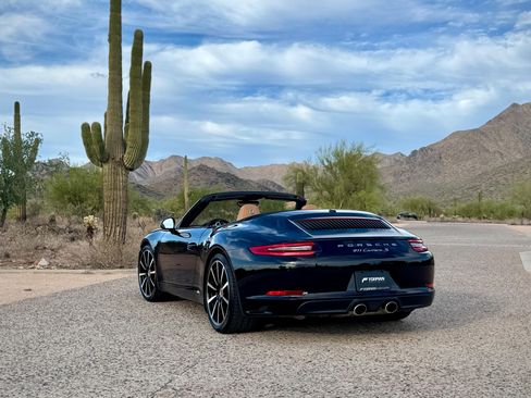 Used 2017 Porsche 911 Carrera S Cabriolet RWD image 29