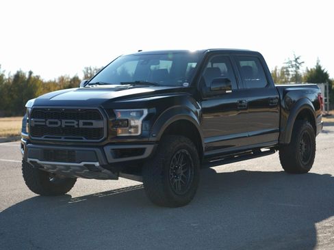 Used 2018 Ford F150 Raptor image 1