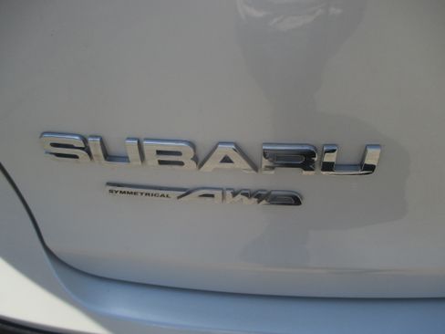 Used 2020 Subaru Ascent 8-Passenger AWD/4WD image 18